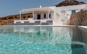 Ventu Paros Villa
